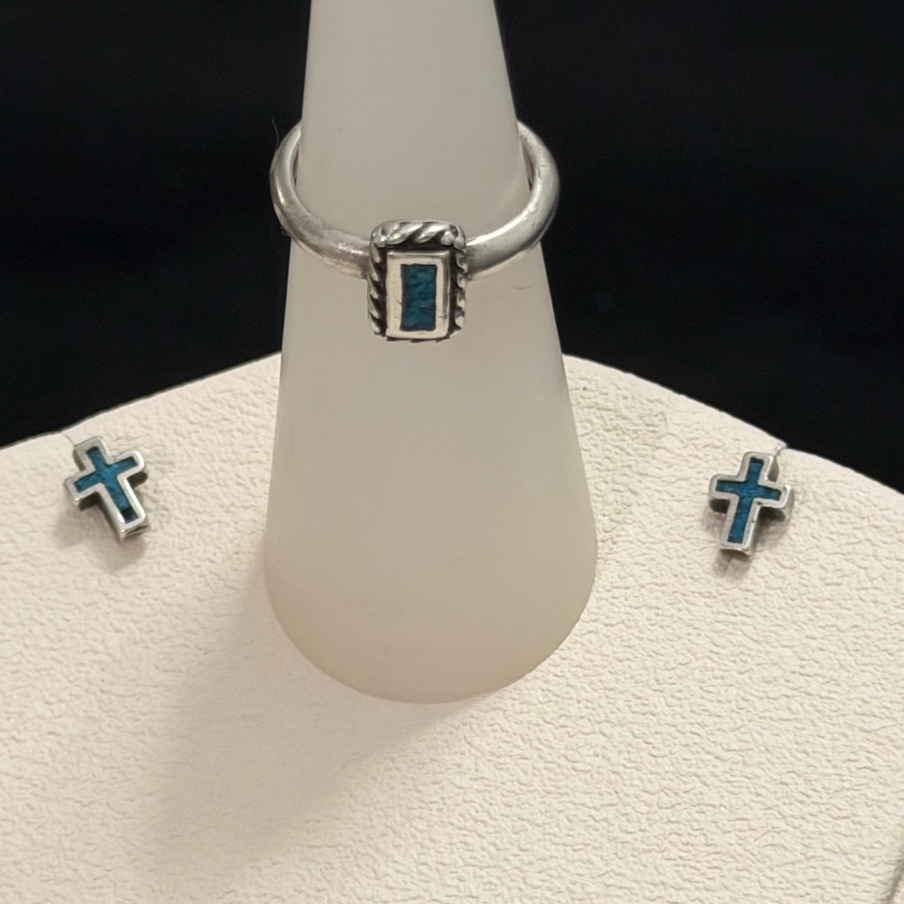 🌵✨ VINTAGE 1980 Sterling Silver Turquoise Cross Set – Ring Sz 4 + Stud Earrings - Picture 2 of 13